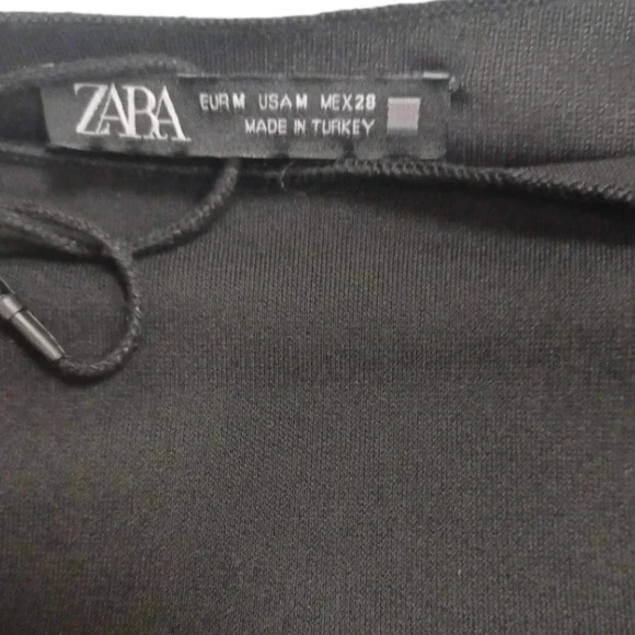 💥HOST PICK💥 Zara High Neckline Black  Long Sleeve Batwing Shirt Size Medium - Picture 8 of 8